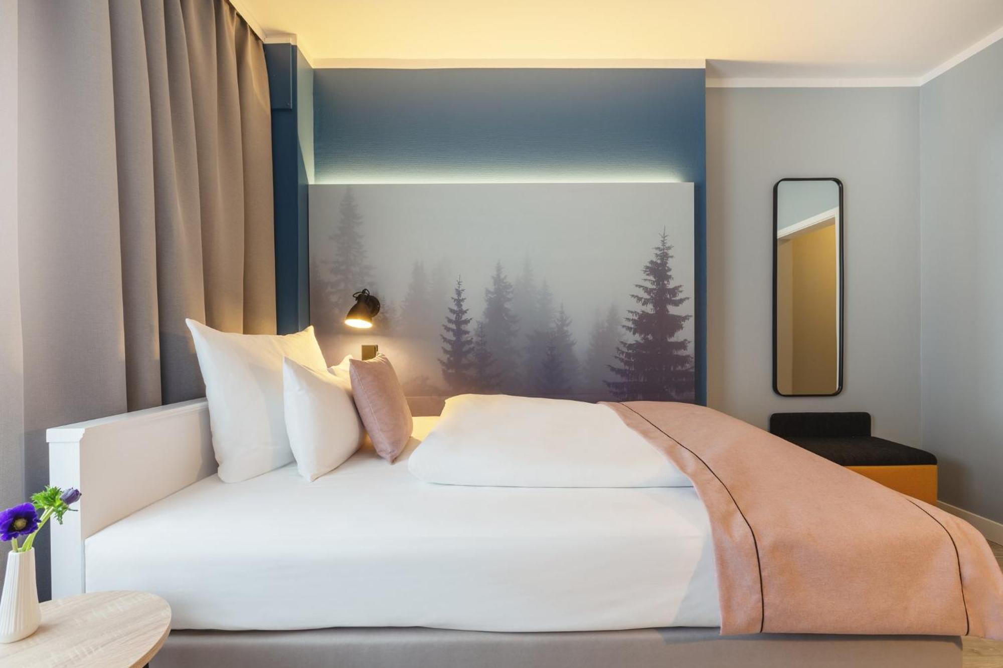 Garner - Messe By Ihg Hotel 3*